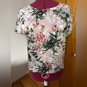Floral Short Sleeve Women's Top